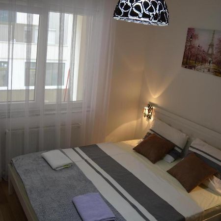 Prishtina Apartments プリシュティナ エクステリア 写真