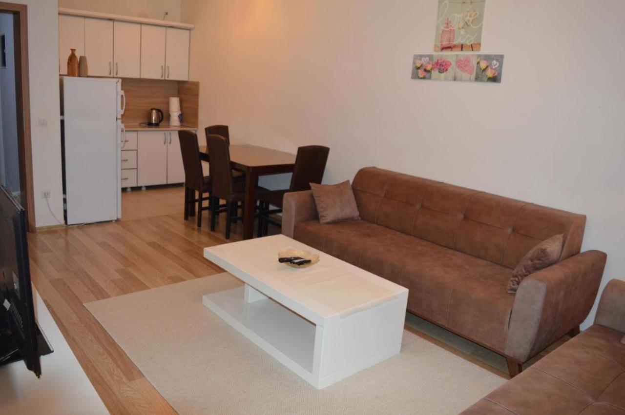Prishtina Apartments プリシュティナ エクステリア 写真