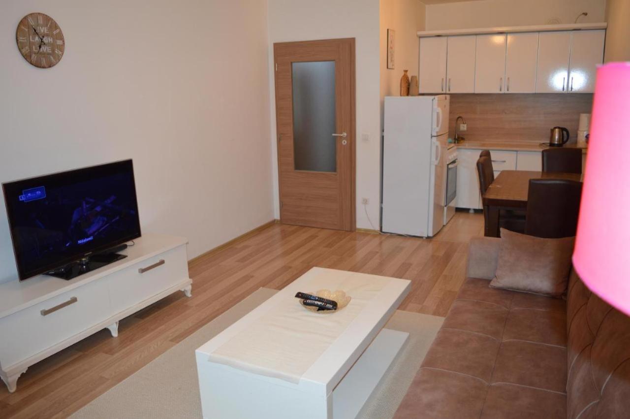 Prishtina Apartments プリシュティナ エクステリア 写真